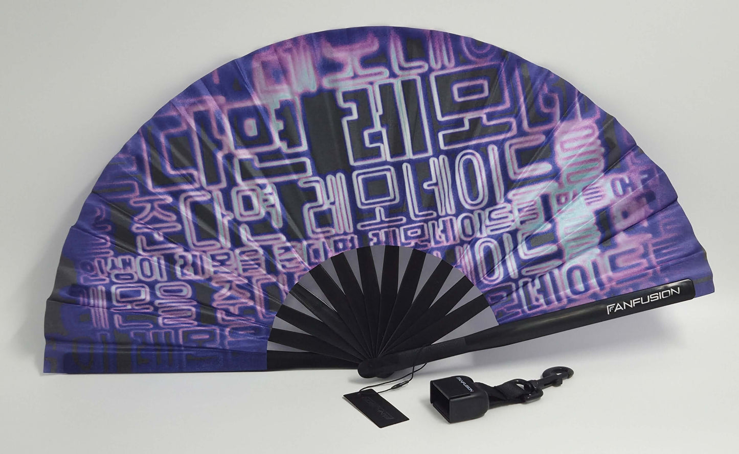 Cyber Seouled techno fan – neon blue and purple rave fan with clip, holster and belt attachment. Futuristic festival accessory for EDM nights, warehouse raves and cyber looks.
